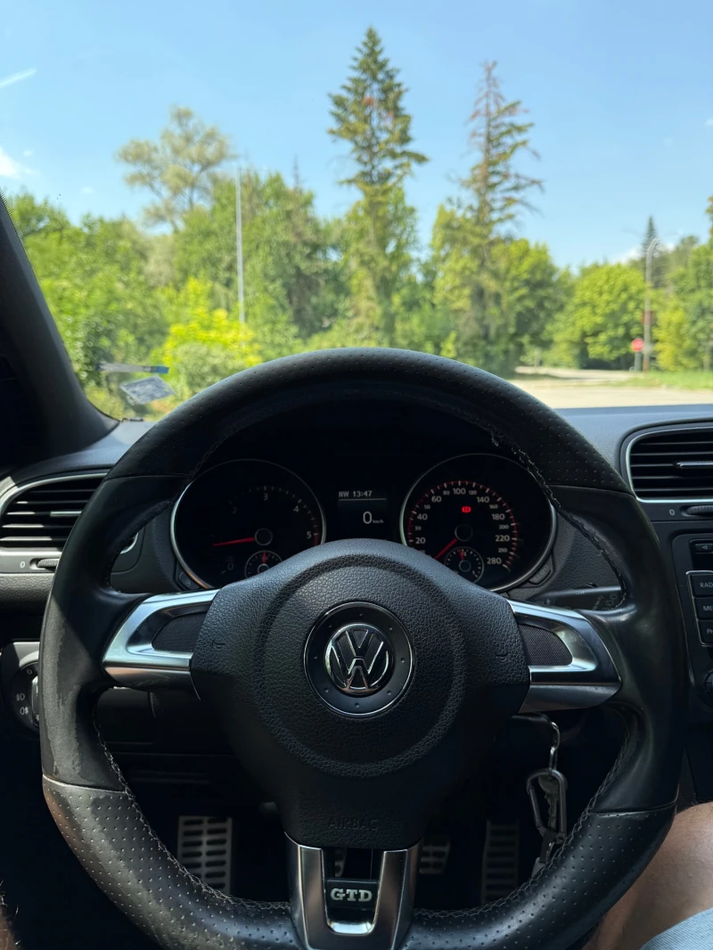 VW Golf 2.0 GTD, снимка 9 - Автомобили и джипове - 52356648