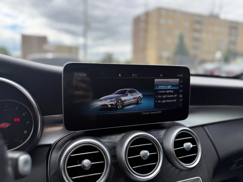 Mercedes-Benz C 300 AMG* PACK* MULTIBEAM* LED* 360КАМЕРА* LANE* ASSIST, снимка 13 - Автомобили и джипове - 52936539