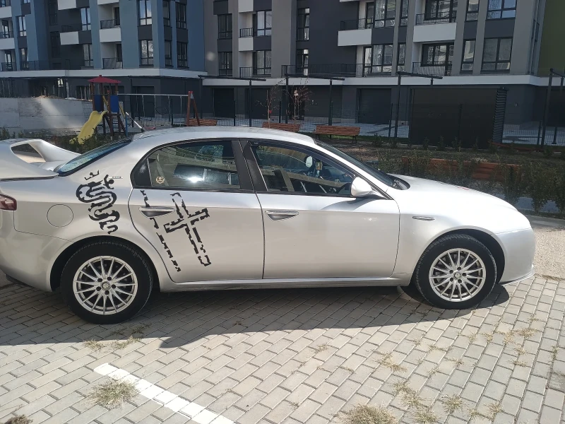 Alfa Romeo 159 Газ/бензин, снимка 4 - Автомобили и джипове - 52618003