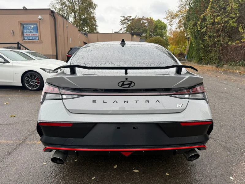 Hyundai Elantra BOSE* DIGITAL* PANORAMA* ПОДГРЕВ* СЛЕДЕНЕ НА ЛЕНТИ, снимка 5 - Автомобили и джипове - 52618592