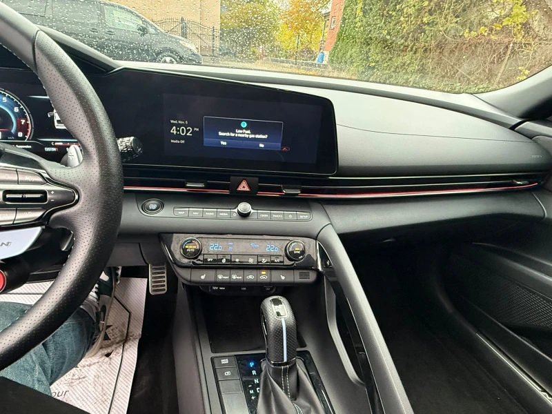 Hyundai Elantra BOSE* DIGITAL* PANORAMA* ПОДГРЕВ* СЛЕДЕНЕ НА ЛЕНТИ, снимка 10 - Автомобили и джипове - 52618592