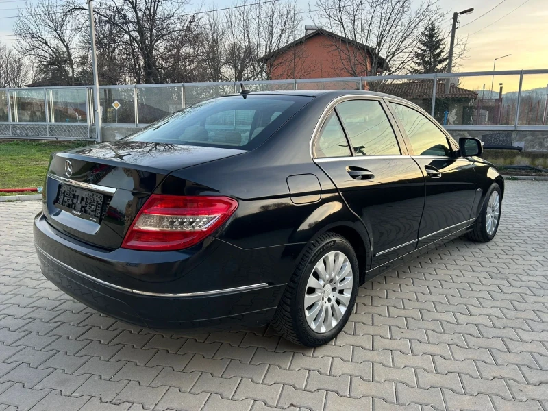 Mercedes-Benz C 220, снимка 3 - Автомобили и джипове - 52732885