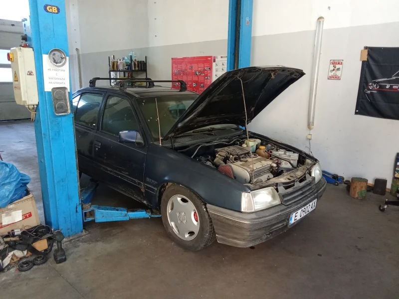 Opel Kadett 2000, снимка 17 - Автомобили и джипове - 52749278