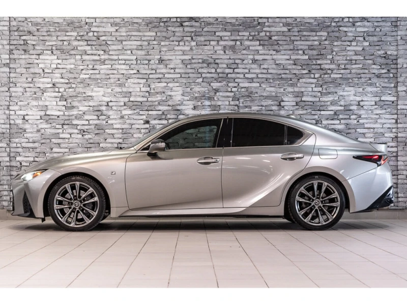 Lexus IS * 350 F SPORT AWD CUIR TOIT NAV * CARFAX * ЦЕНА ДО, снимка 6 - Автомобили и джипове - 52877187