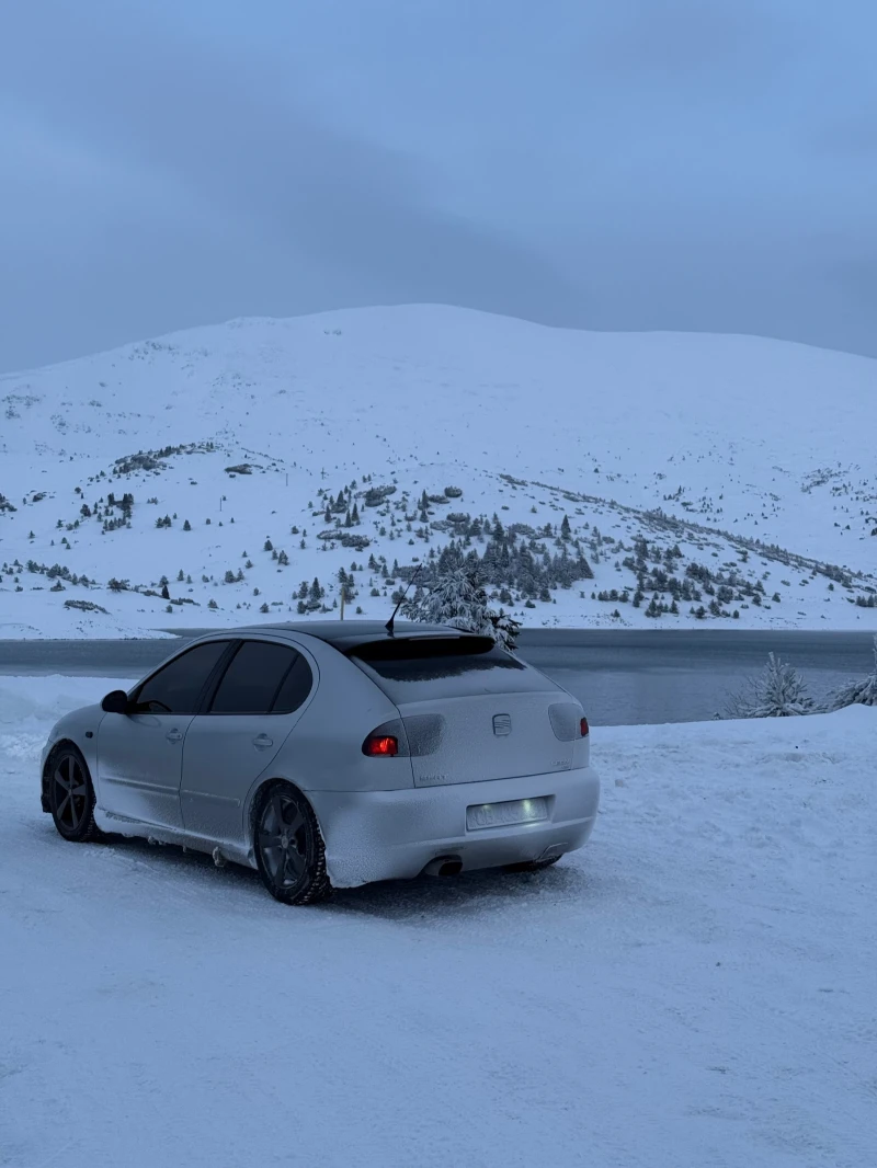 Seat Leon, снимка 10 - Автомобили и джипове - 53156596