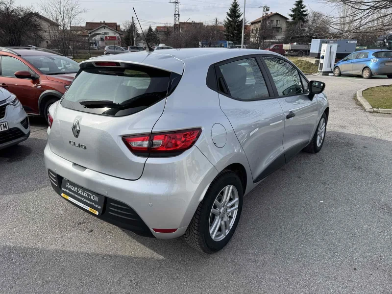Renault Clio 0.9 Tce, снимка 6 - Автомобили и джипове - 53415214