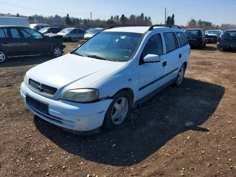 Opel Astra 2.0 дизел , снимка 3 - Автомобили и джипове - 36334224