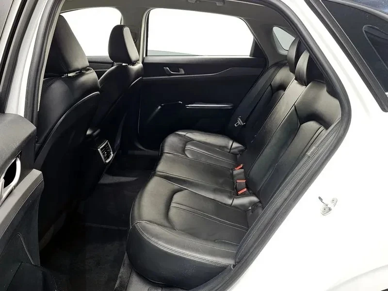 Kia K5 ������ ���� 2.0LPi 97 000��. ����� | Mobile.bg � ����������� 11