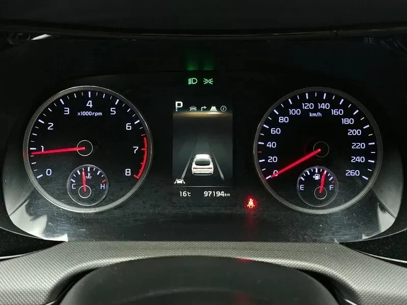 Kia K5 ������ ���� 2.0LPi 97 000��. ����� | Mobile.bg � ����������� 7