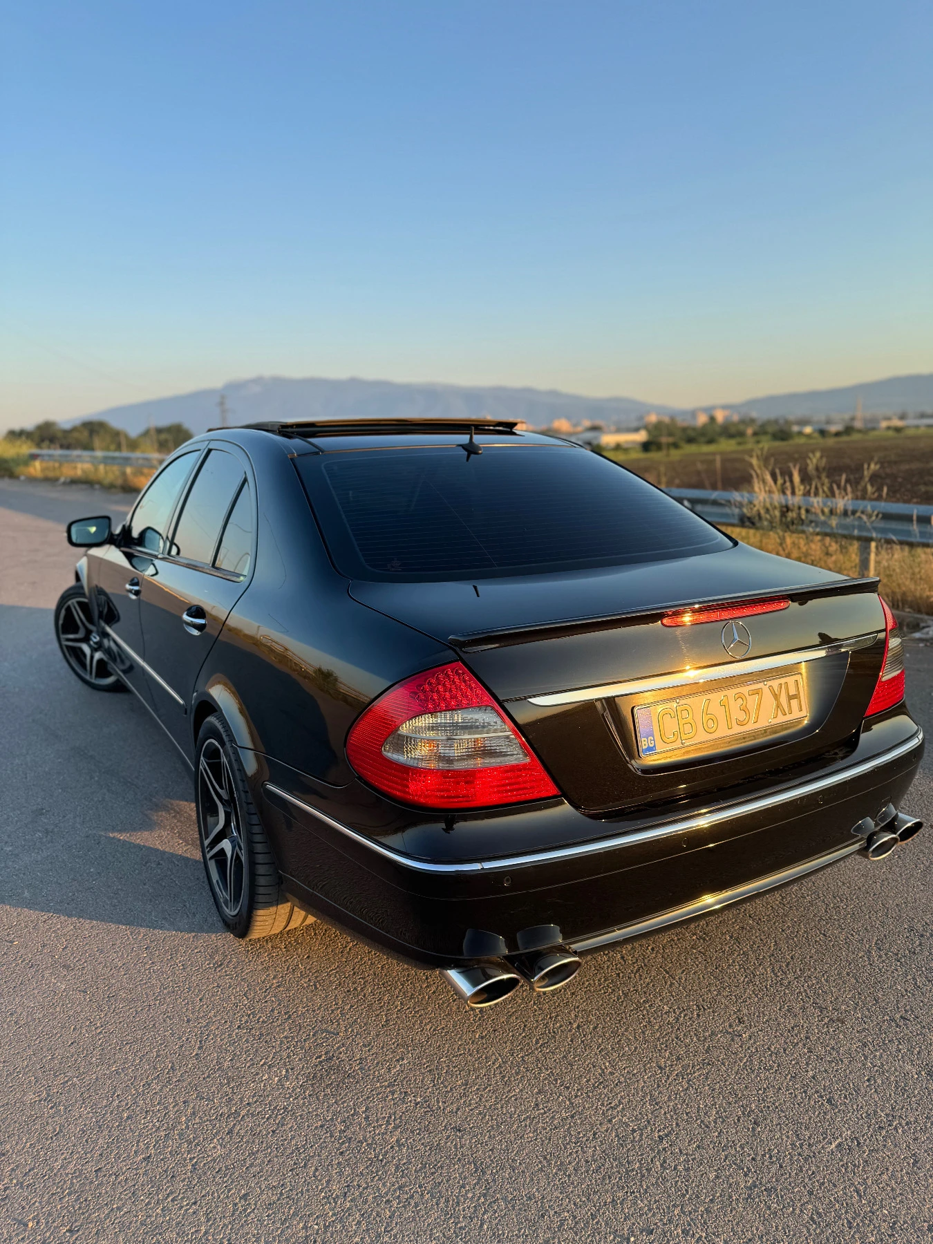 Mercedes-Benz E 500 | 388кс.|  - изображение 4