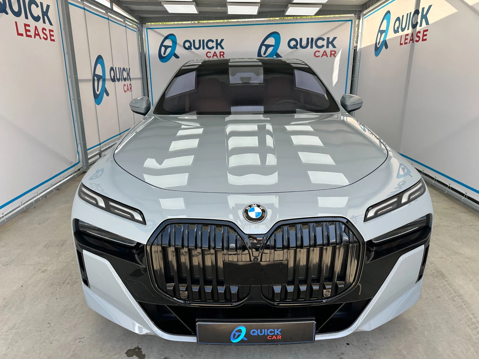 BMW 740  740d xDrive* PANO* M PRO - изображение 2