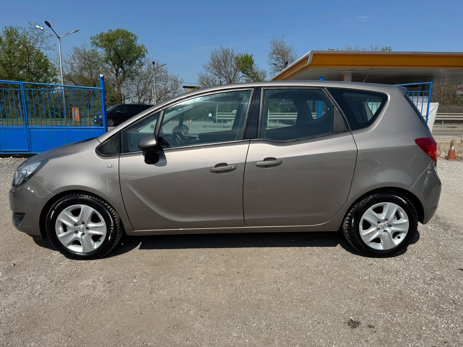 Opel Meriva 1.4I-120K.C-COSMO-ФАБРИЧНА ГАЗ! - изображение 3