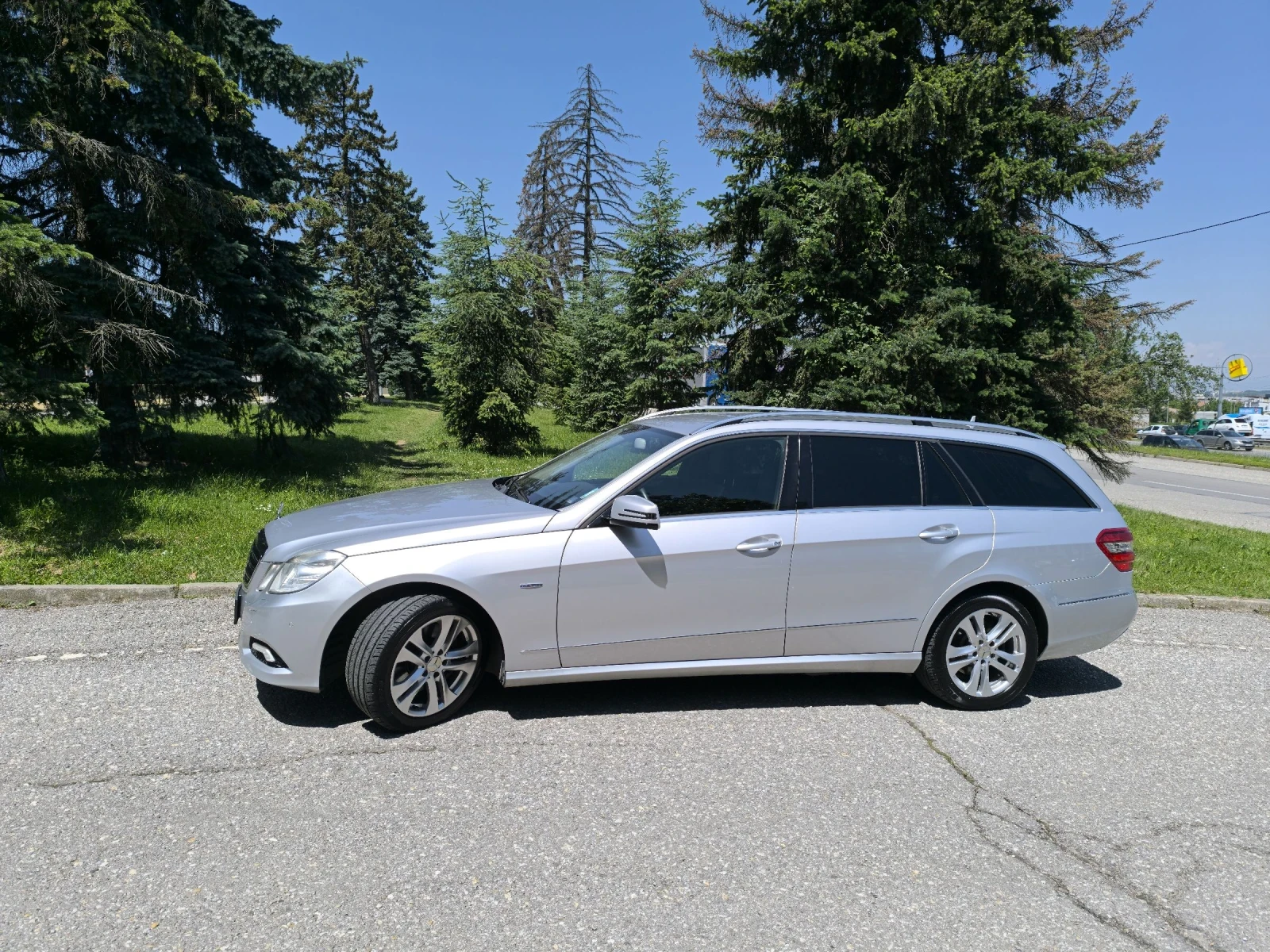 Mercedes-Benz E 350 d     4 matic  - изображение 8