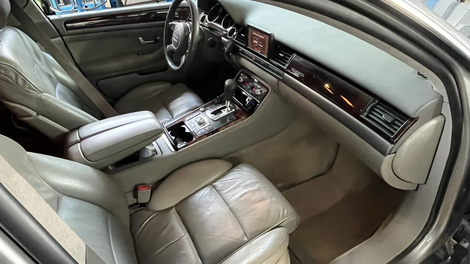 Audi A8 4.2 335 hp - изображение 4