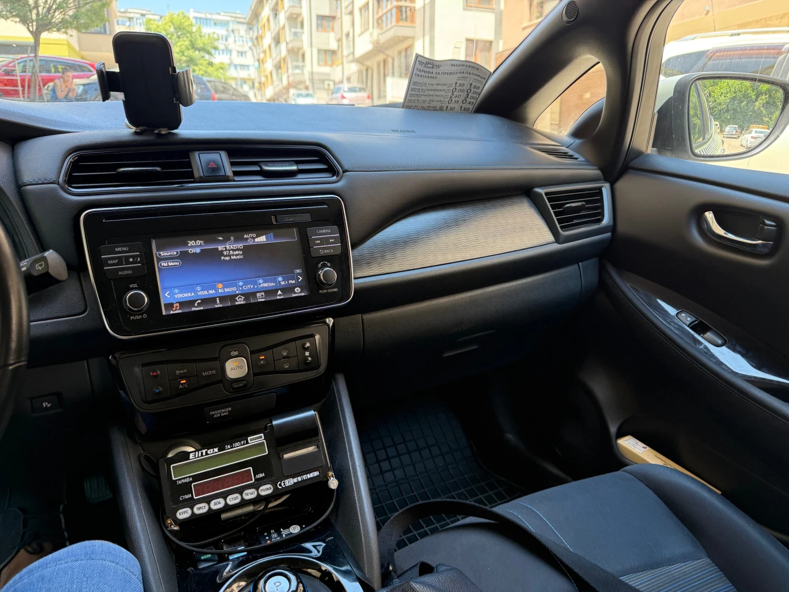 Nissan Leaf   - изображение 5