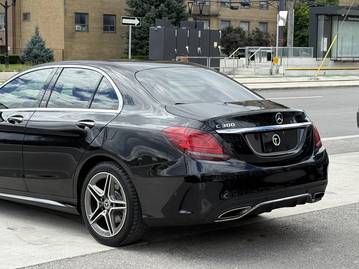 Mercedes-Benz C 300 AMG* PACK* MULTIBEAM* LED* 360КАМЕРА* LANE* ASSIST - изображение 5