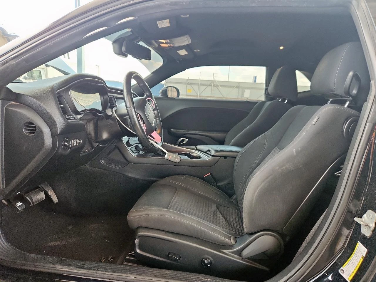 Dodge Challenger SXT/   | Mobile.bg   7