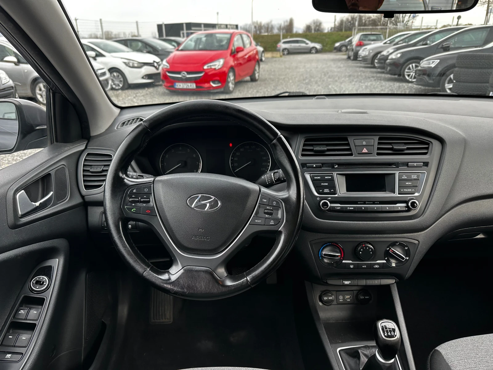Hyundai I20 1.2 I EVRO 6 - изображение 8