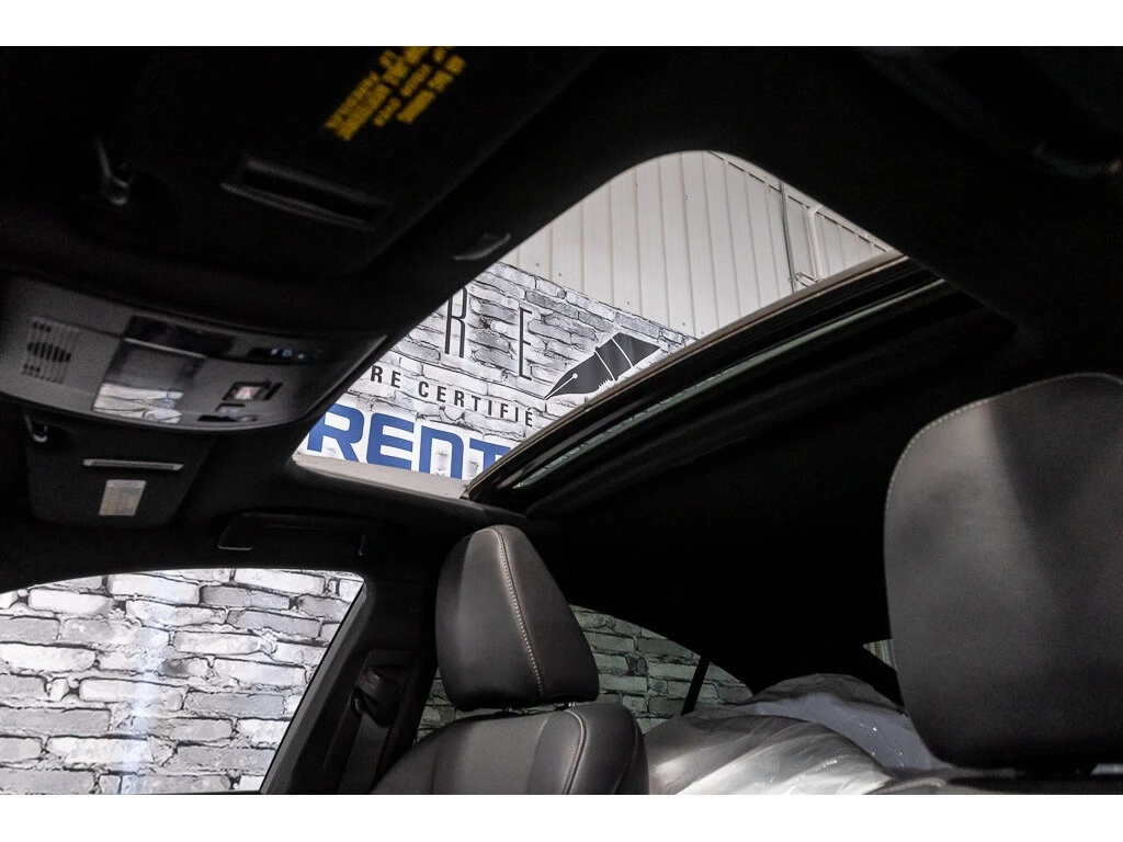 Lexus IS * 350 F SPORT AWD CUIR TOIT NAV * CARFAX * ���� �� | Mobile.bg � ����������� 13