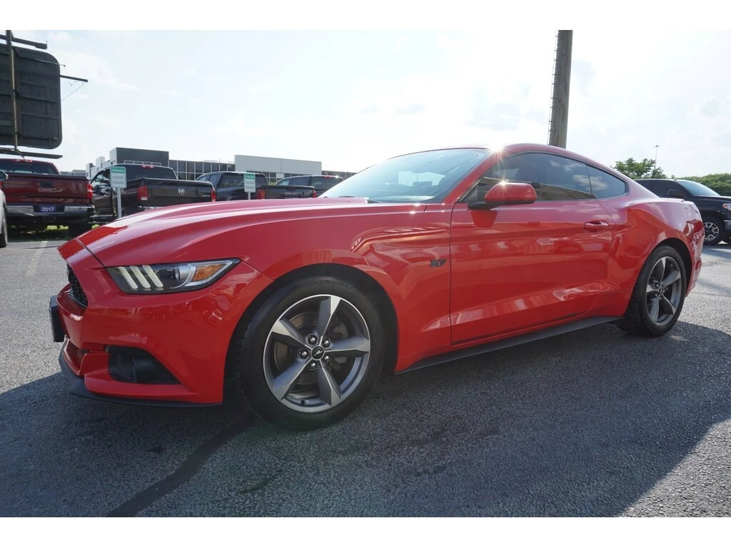 Ford Mustang * 3.7* V6* MANUAL* CARFAX*  - изображение 2