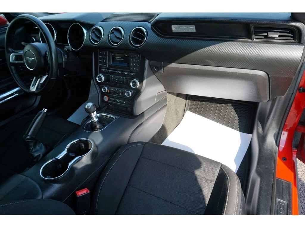 Ford Mustang * 3.7* V6* MANUAL* CARFAX*  | Mobile.bg � ����������� 14