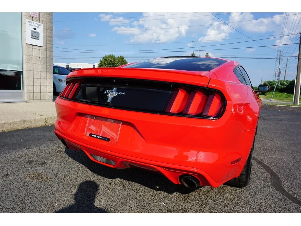 Ford Mustang * 3.7* V6* MANUAL* CARFAX*  - изображение 6