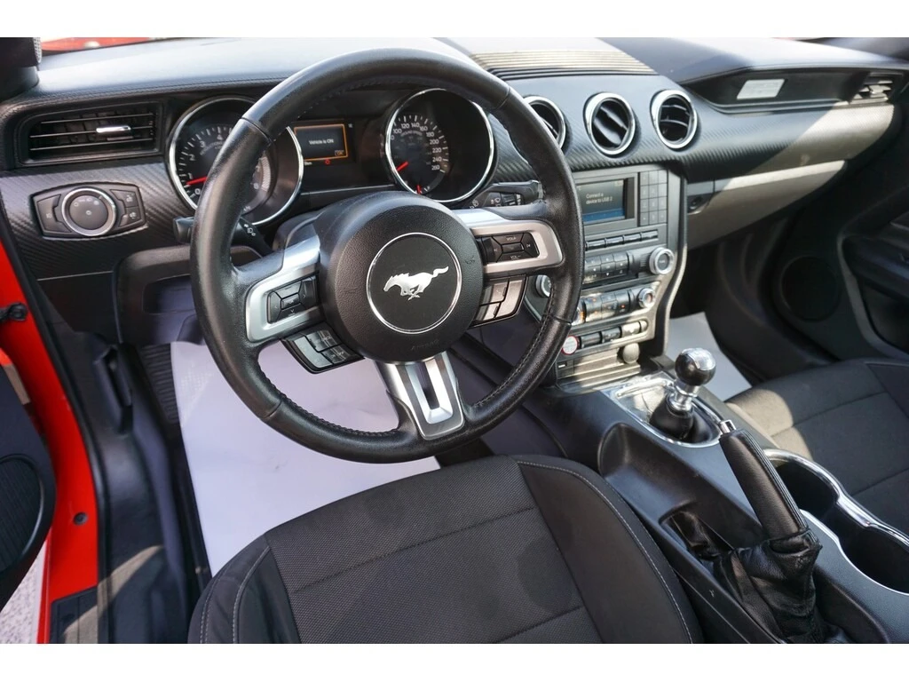 Ford Mustang * 3.7* V6* MANUAL* CARFAX*  - изображение 9