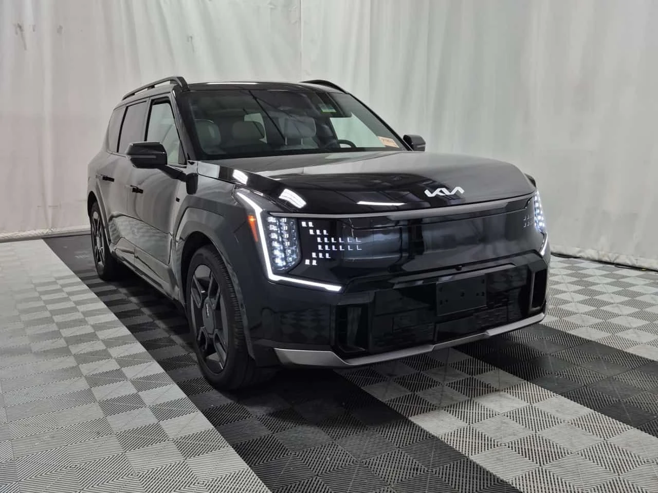 Kia EV9 LAND W/GT LINE/CARFAX/�������/2 �����/����/ | Mobile.bg � ����������� 2