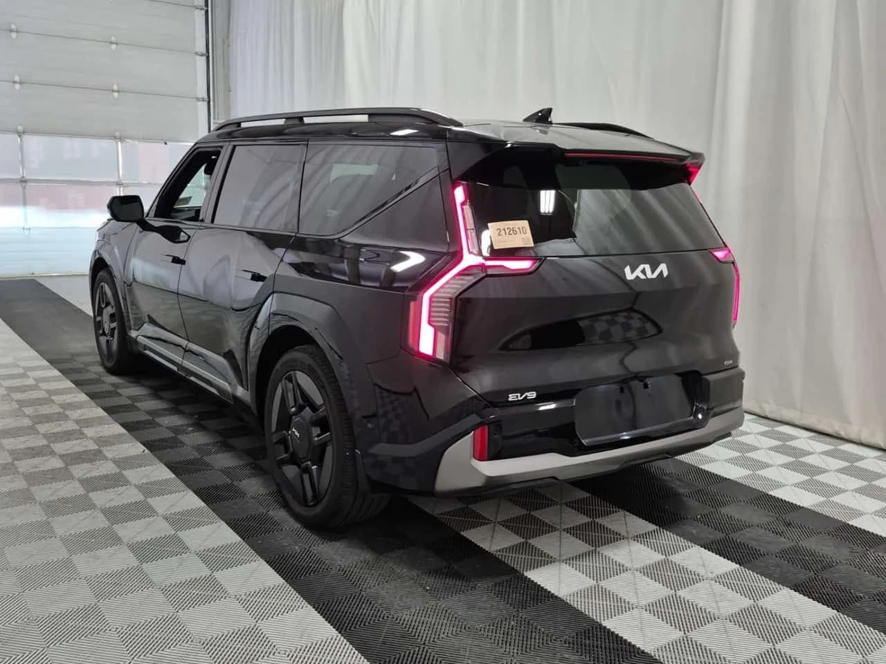 Kia EV9 LAND W/GT LINE/CARFAX/�������/2 �����/����/ | Mobile.bg � ����������� 5