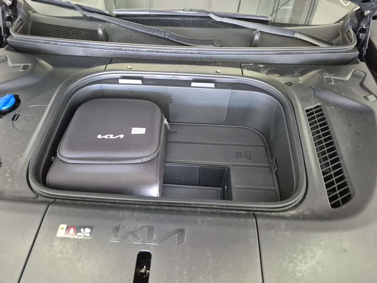 Kia EV9 LAND W/GT LINE/CARFAX/�������/2 �����/����/ | Mobile.bg � ����������� 16