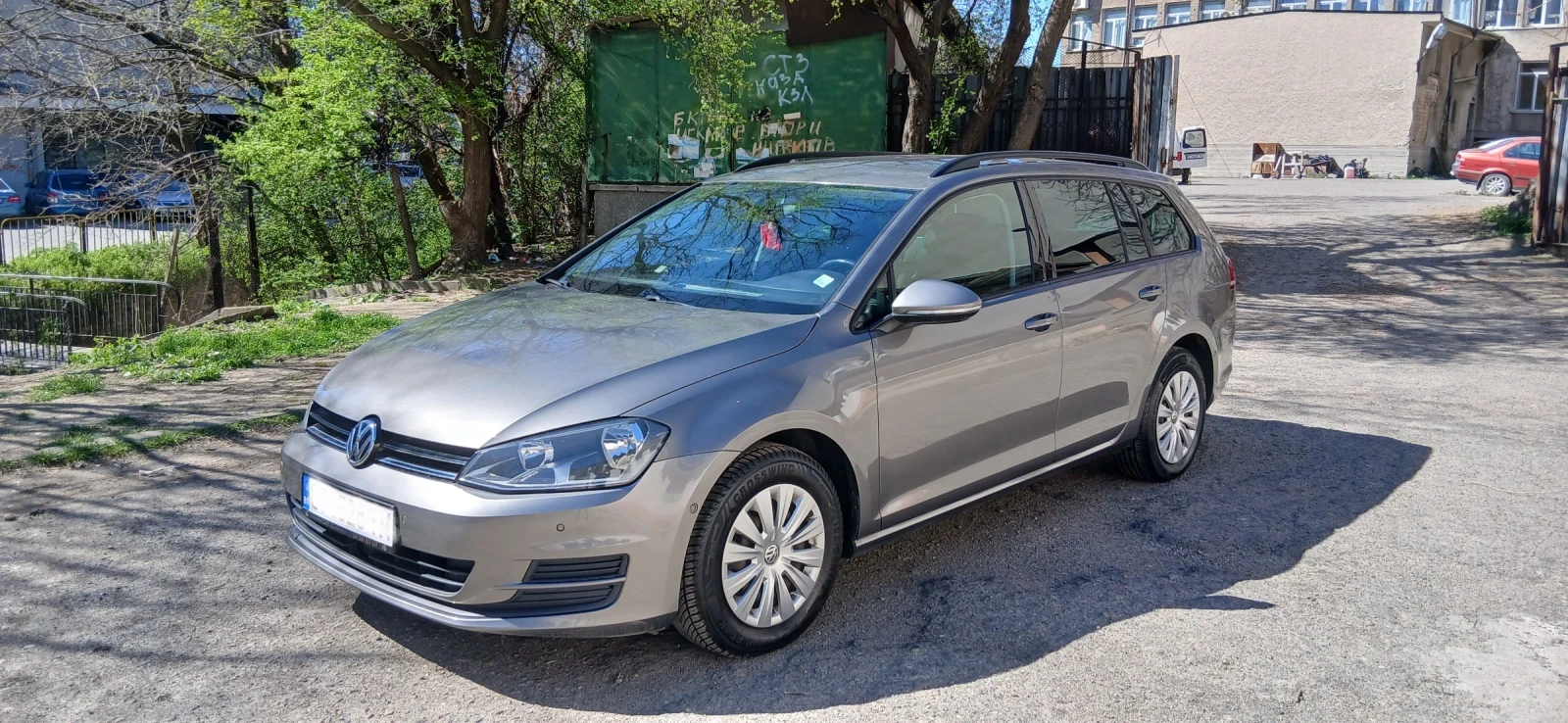 VW Golf, снимка 2 - Автомобили и джипове - 54396876