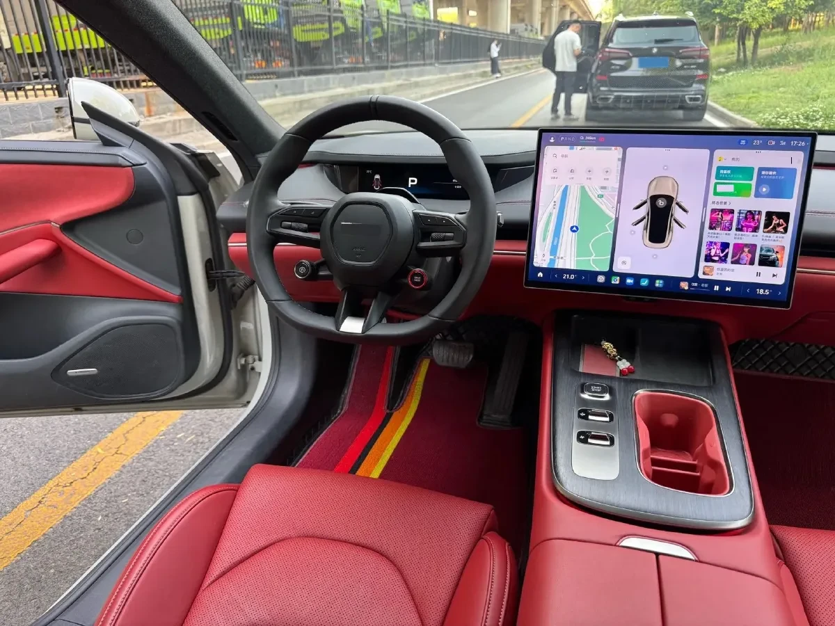 Xiaomi SU7 RWD 73.6 kWh, снимка 9 - Автомобили и джипове - 54410233
