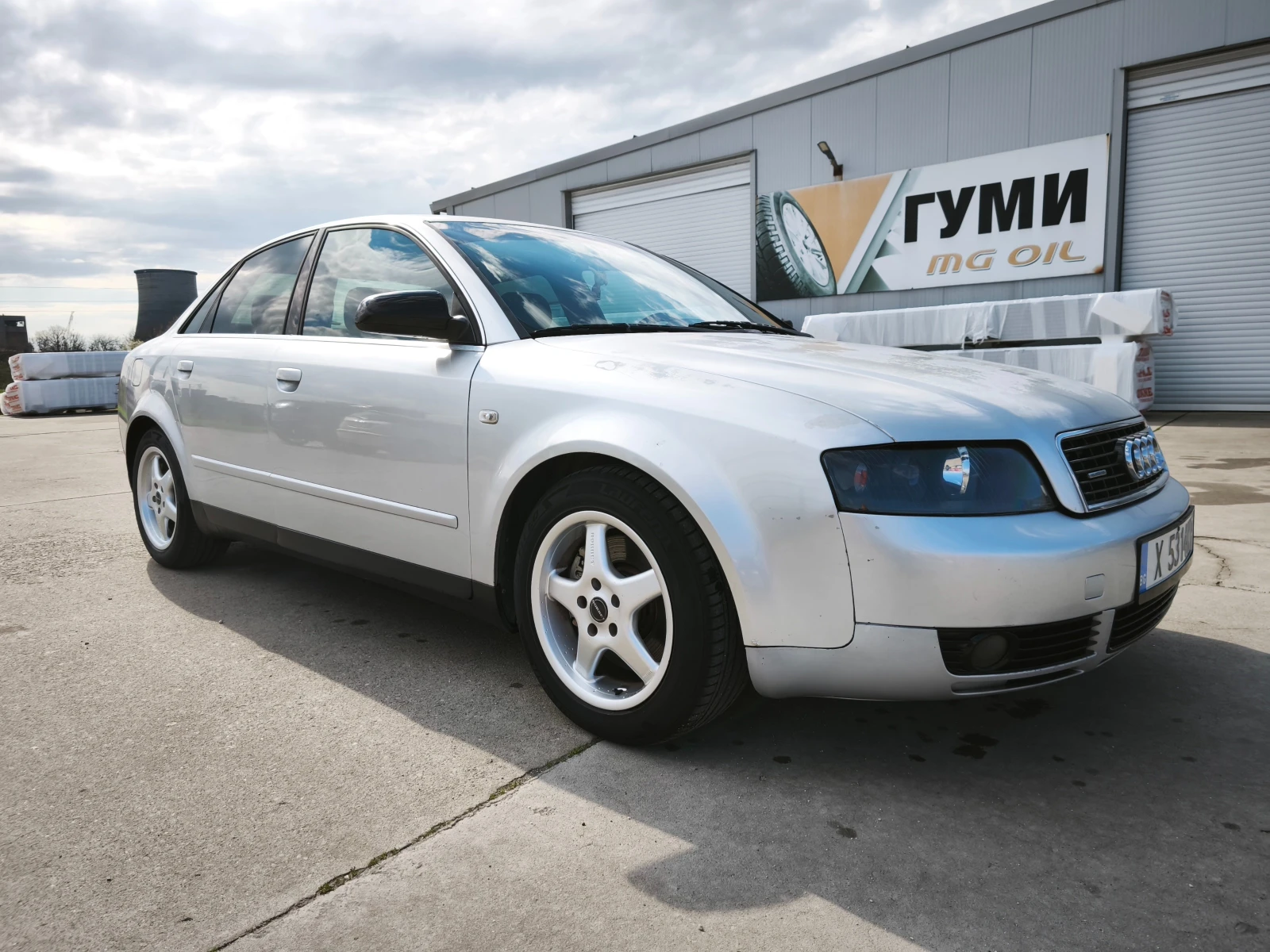 Audi A4 1.8T Quattro, снимка 2 - Автомобили и джипове - 54511489