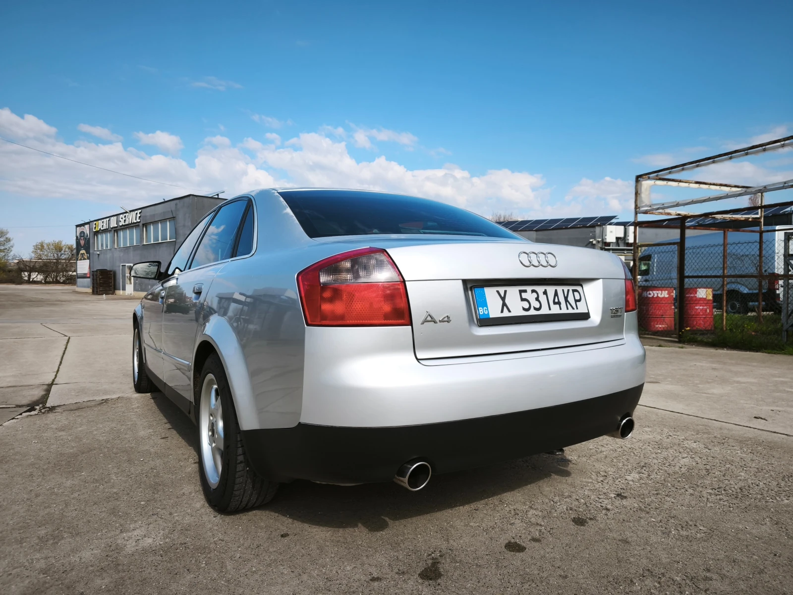 Audi A4 1.8T Quattro, снимка 6 - Автомобили и джипове - 54511489