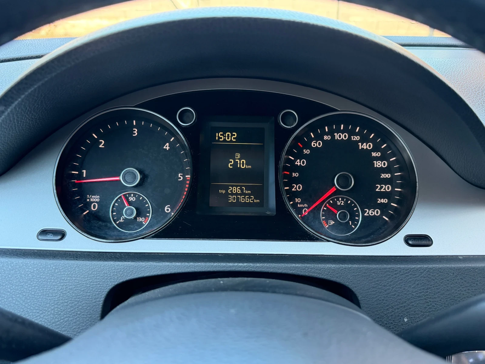 VW Passat 2.0 TDI EURO 5A, снимка 10 - Автомобили и джипове - 54853830