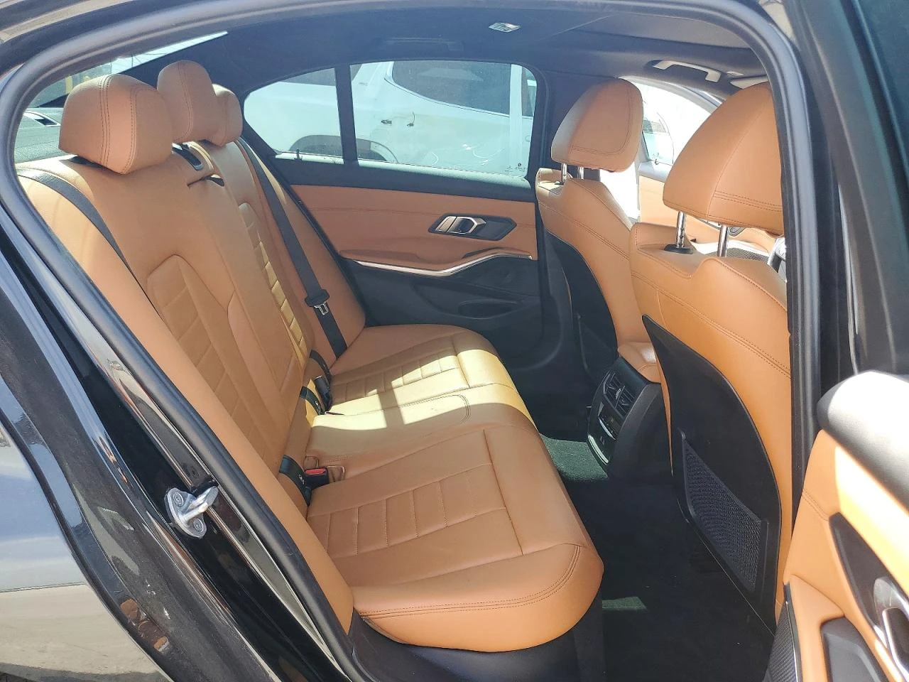 BMW 330 xDrive G20, снимка 8 - Автомобили и джипове - 54941318
