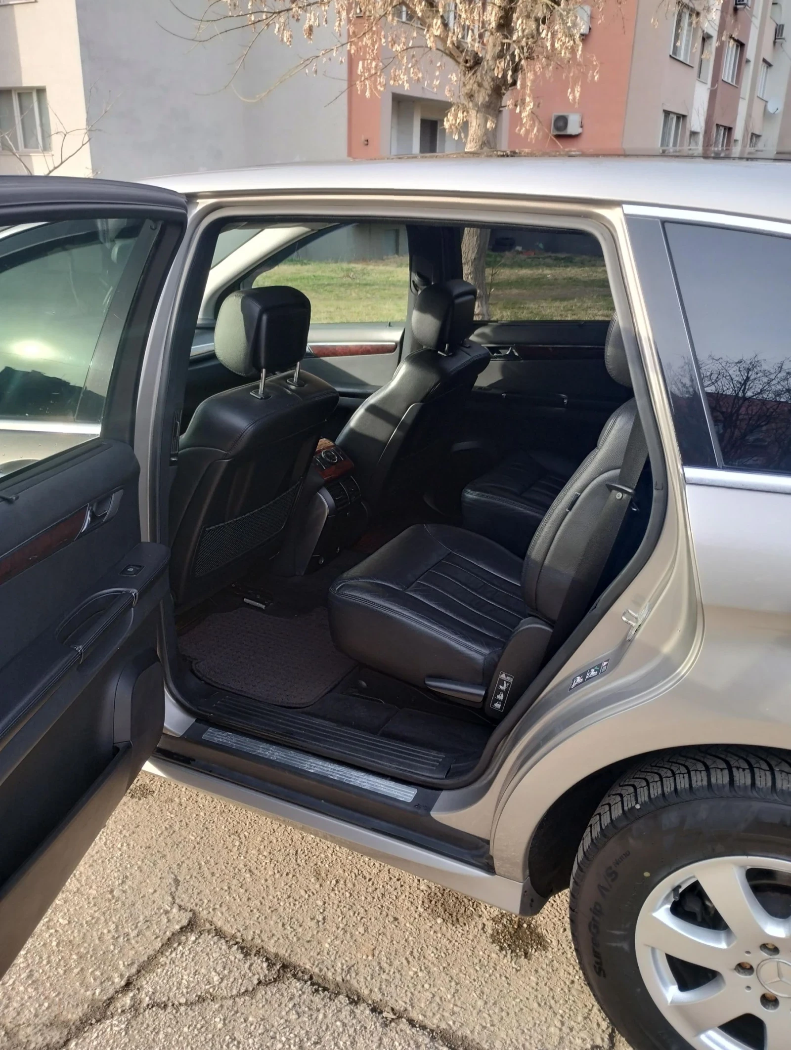 Mercedes-Benz R 320 Long, 6 seats, 4-MATIC, AIRMAIC, снимка 9 - Автомобили и джипове - 55224869