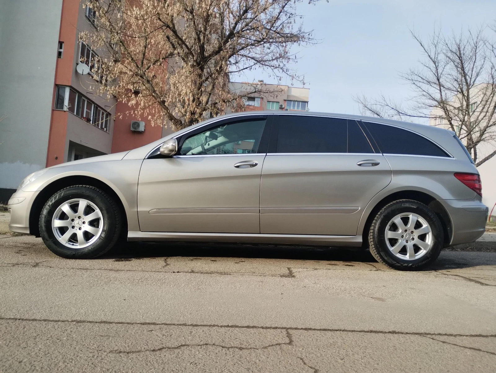 Mercedes-Benz R 320 Long, 6 seats, 4-MATIC, AIRMAIC, снимка 2 - Автомобили и джипове - 55224869