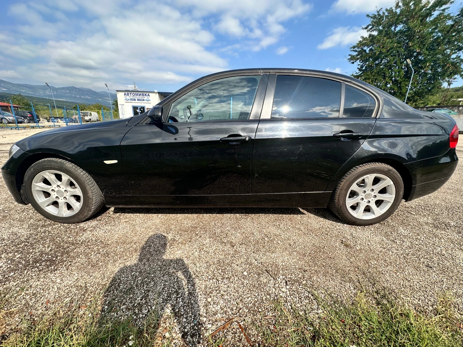 BMW 320, снимка 2 - Автомобили и джипове - 55407484