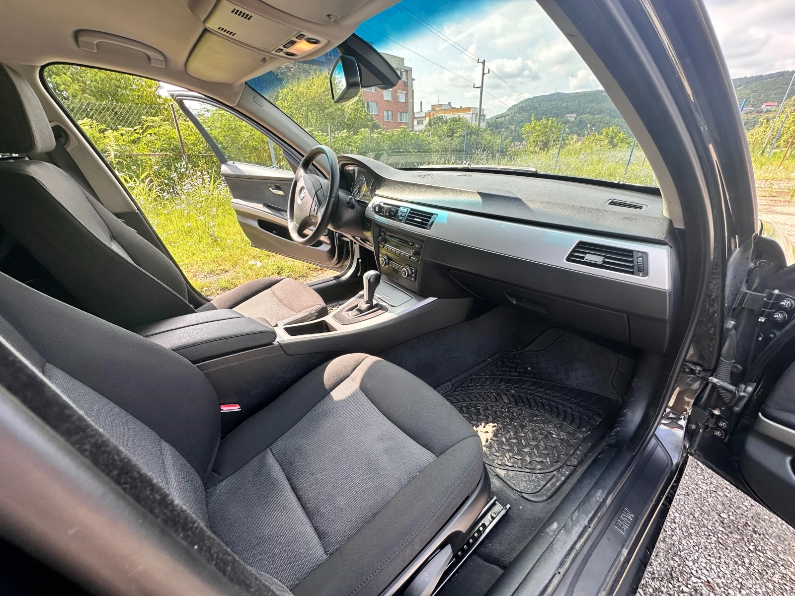 BMW 320, снимка 5 - Автомобили и джипове - 55407484