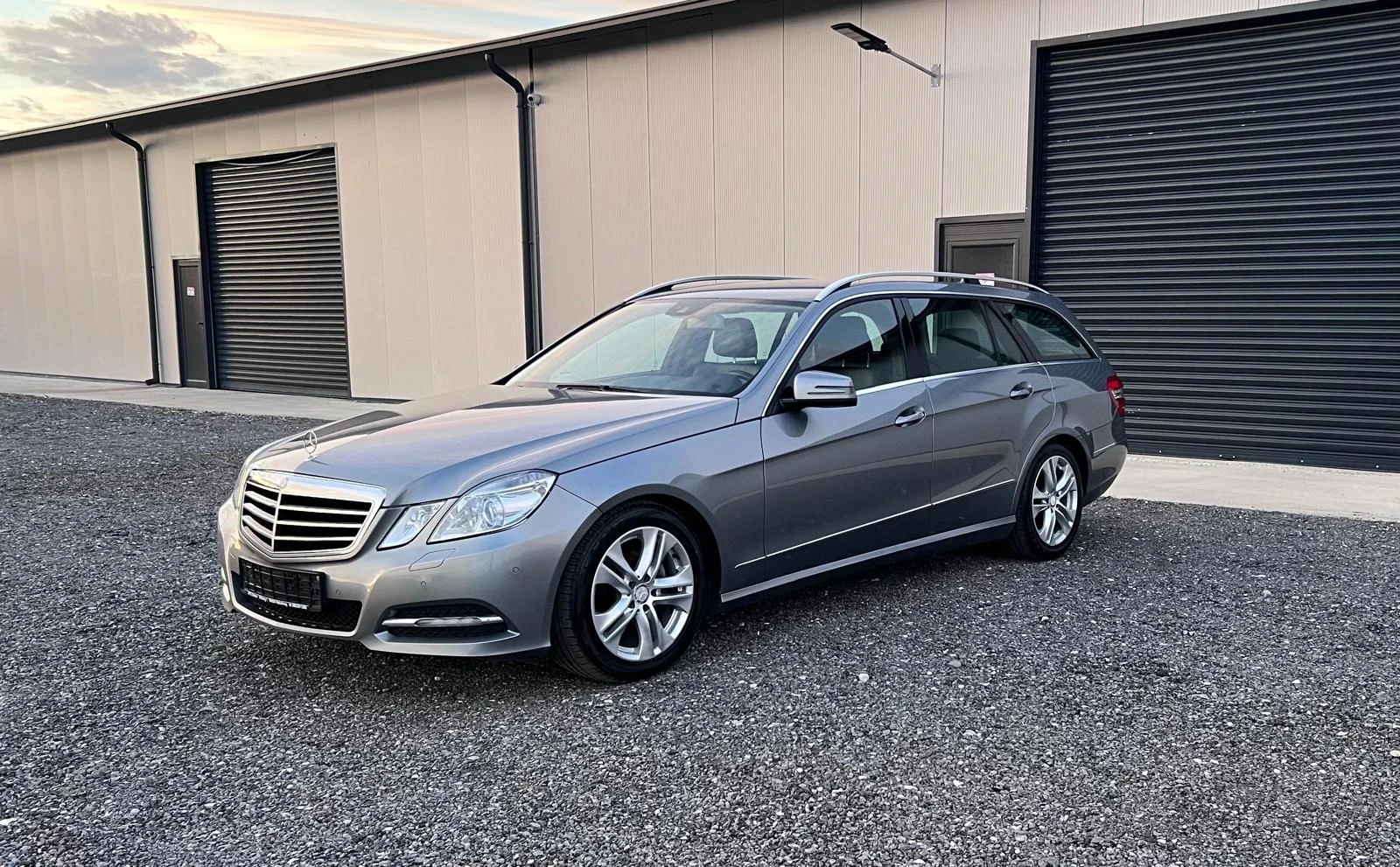 Mercedes-Benz E 220 2.2CDi* AVTOMAT/AVANGARD 