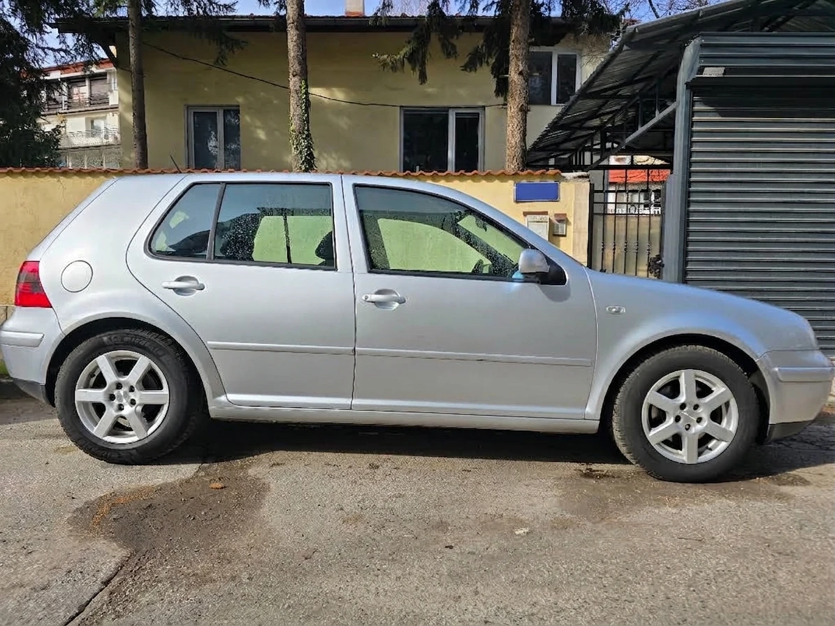 VW Golf 4, снимка 3 - Автомобили и джипове - 56208140