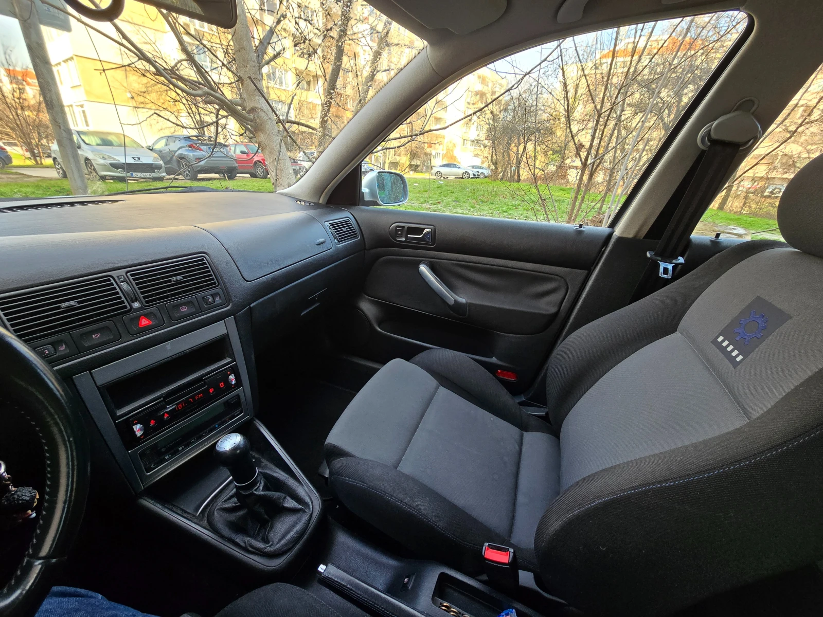 VW Golf 4, снимка 8 - Автомобили и джипове - 56208140
