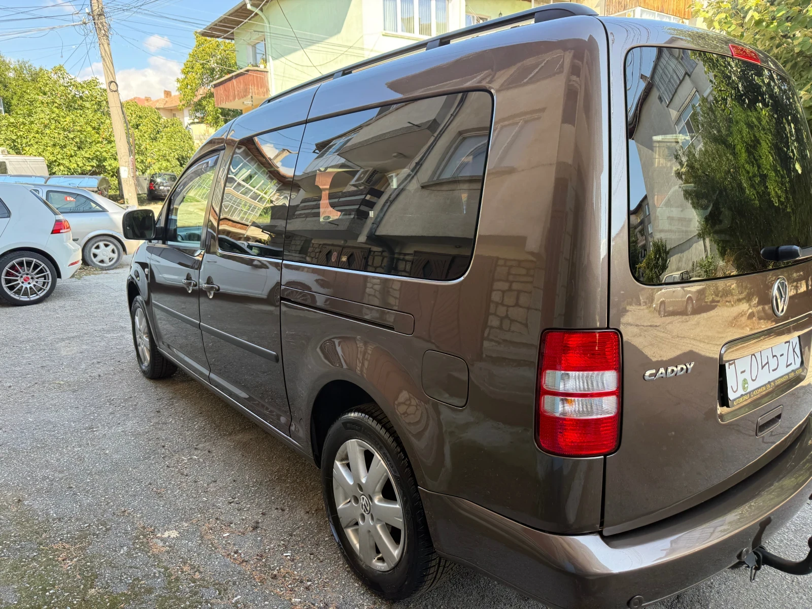 VW Caddy 1.6, снимка 8 - Автомобили и джипове - 56333385