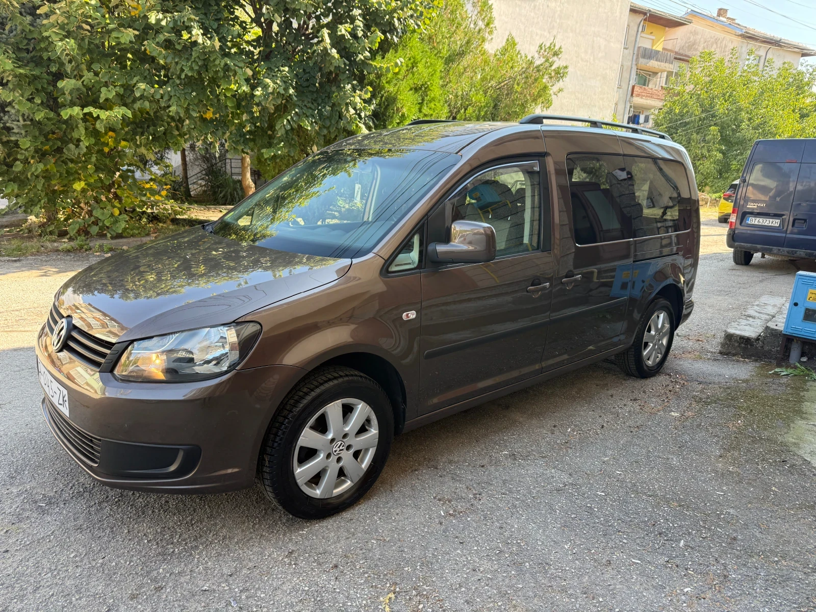VW Caddy 1.6, снимка 5 - Автомобили и джипове - 56333385