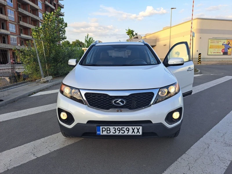 Kia Sorento, снимка 13 - Автомобили и джипове - 46635113