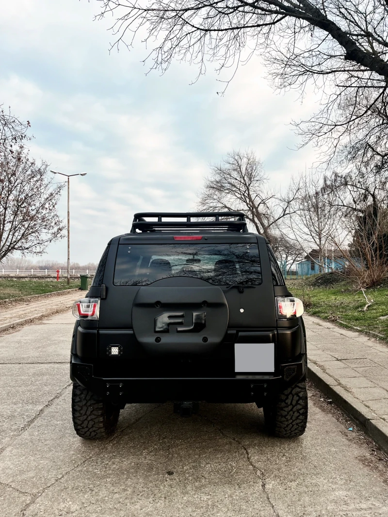 Toyota Fj cruiser, снимка 3 - Автомобили и джипове - 49217743