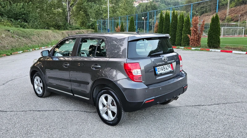 Toyota Urban Cruiser 1.4D4d AWD/KLIMATRONIK, снимка 4 - Автомобили и джипове - 51355775