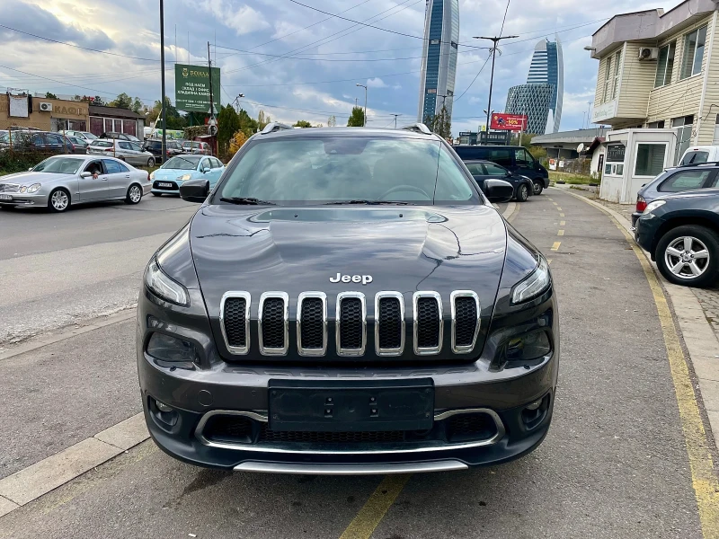 Jeep Cherokee Distronic///ПАНОРАМА///Обдухване///FULL, снимка 3 - Автомобили и джипове - 52160567