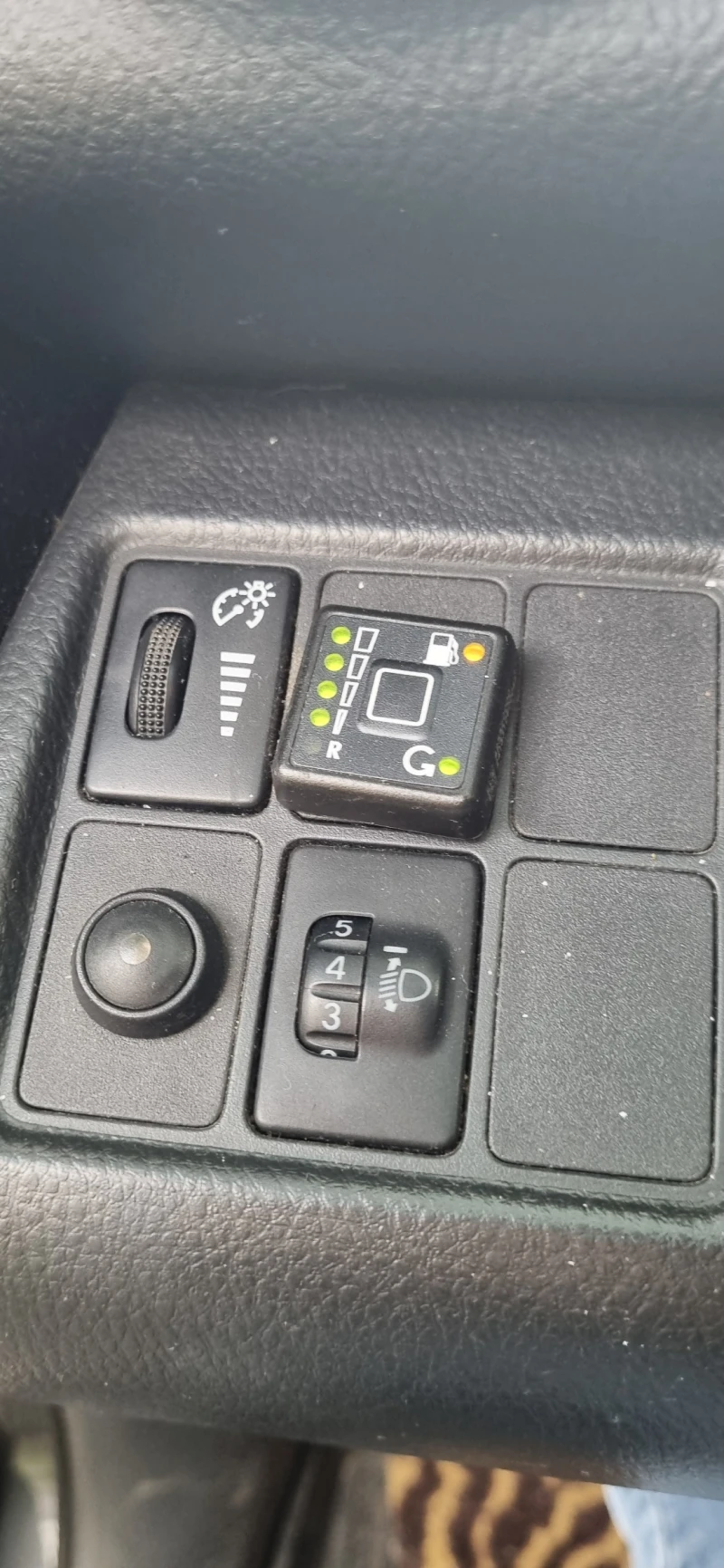 Toyota Rav4, снимка 10 - Автомобили и джипове - 52793803